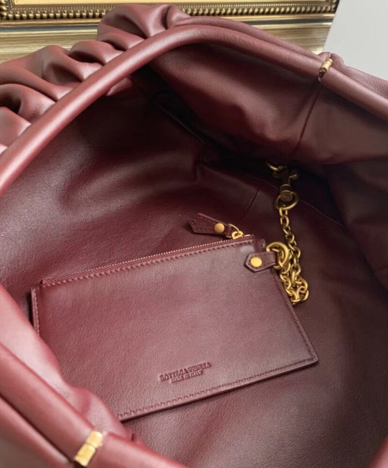 Bottega Veneta The Pouch In Buttern Calf